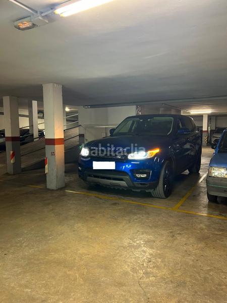 Foto d24f0ac2-2d29-49ee-ac36-206d153e55cc. Alquiler parking coche plaza de parking grande en alquiler abat marcet en Terrassa