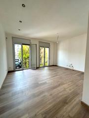 Pis  Camí del burés. Castellbell i el vilar. luminoso piso de 2habs. + 1lav. + balcón