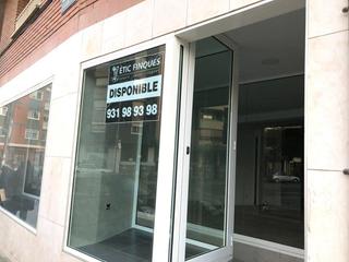 Lloguer Local Comercial a Carrer d'eugeni d'ors 133. Local 60m av. josep tarradellas. ubicacion muy concurrida y con