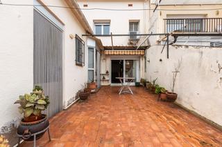 Casa adossada  Carrer nou. Viladecavalls. casa adosada de 5habs. + 3lav. + terraza + traste