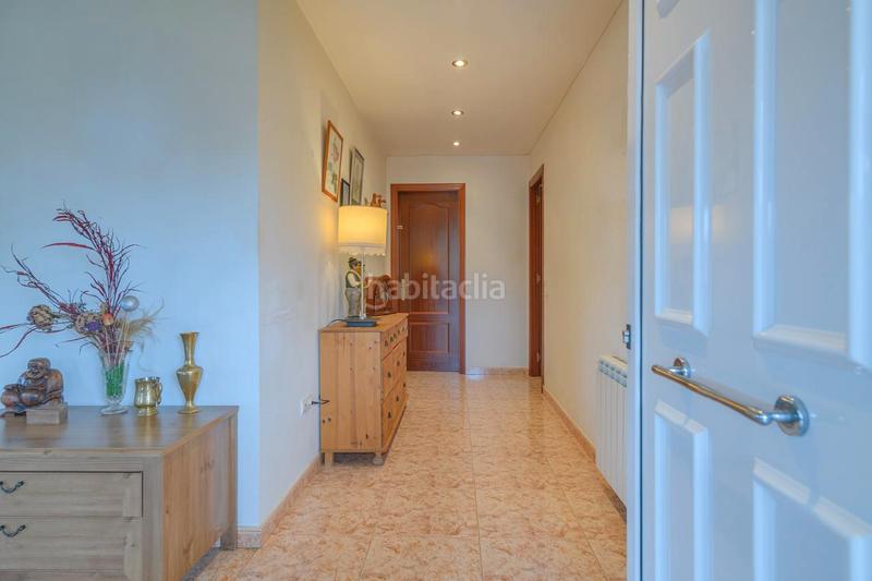 Foto 3c2684bd-2608-4692-9753-0962c738b323. Chalet con riscaldamento parcheggio piscina in Castellbell i el Vilar