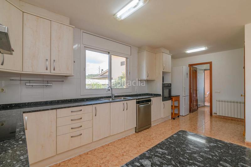 Foto 5a37501b-af41-4065-ab6f-06a1b60743f2. Chalet con riscaldamento parcheggio piscina in Castellbell i el Vilar