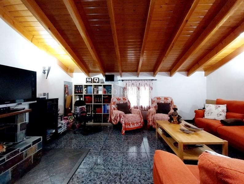 Foto 8d5e284f-9b10-499f-8cf8-698d125d5f41. Maison jumelée avec chauffage parking dans Les Arenes - La Grípia - Can Montllor Terrassa