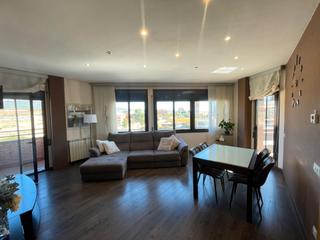 Duplex  Rambla de francesc macià. Zona de sant pere nord. dúplex de 3habs. + estudio + 3lav. + ter