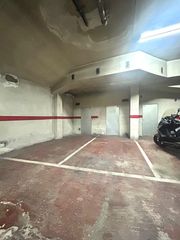 Car parking in Carrer del marquès de comillas 122. Parking + trastero en marques de comillas. para coche mediano