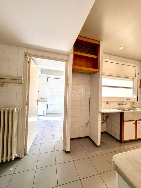 Foto d69a0cbc-16f1-4fe3-ac0b-4f1717ffccbe. Pis amb xemeneia calefacció aparcament a Barri del Centre Terrassa