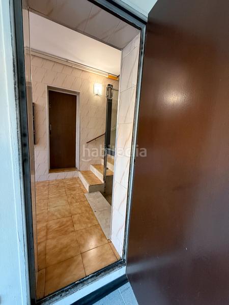 Foto be3bac5e-38a1-404d-934d-8cf90998d391. Location local commercial dans avinguda de l'abat marcet 333 dans Terrassa