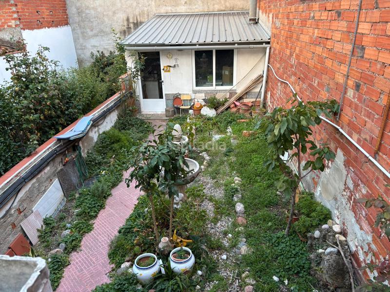 Foto 6c94b480-3abd-4678-a419-b573e4440855. Casa adosada zona de Can Palet. casa adosada de 3hab. + 1lav. + patio + terraza en Terrassa