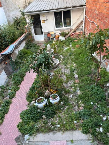 Foto f6db1b88-a57b-483e-ab86-7337e7faa933. Casa adosada zona de Can Palet. casa adosada de 3hab. + 1lav. + patio + terraza en Terrassa