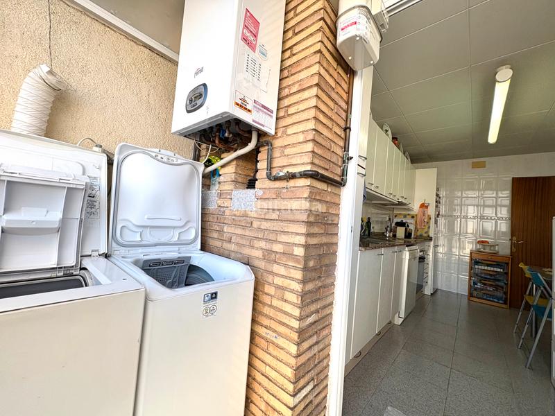 Foto e9a7bbc0-2bae-4e58-a79e-f8249635bcbd. Etagenwohnung mit heizung in Can Boada Terrassa