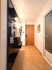 Pis  Carrer de balmes. Zona torrent d'en pere parres. piso de 4habs + 1 bao + aseo en