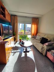 Appartamento in Can Deu. Piso de 3 habs. + 1 wc y ascensor en zona can deu de sabadell (e