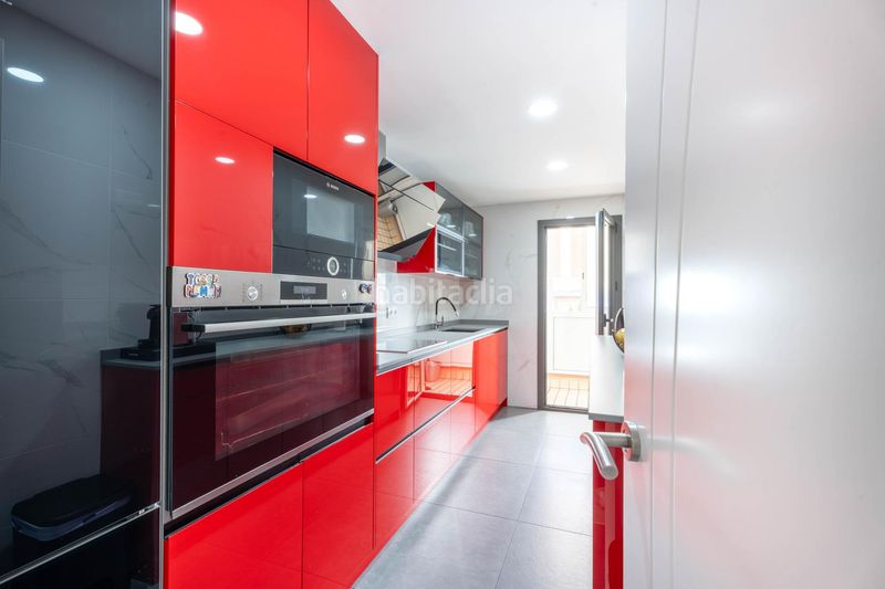 Foto ca1fdd1c-2de5-4041-acdd-f0a3b51c2dfd. Pis amb calefacció aparcament a Cementiri Vell Terrassa