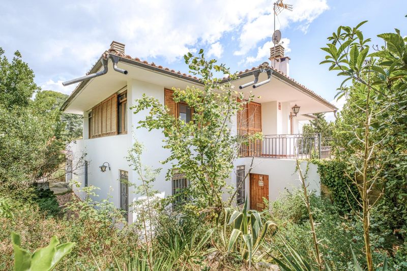 Foto dccf8621-8600-46f4-85ad-ee6009bf9967. Xalet amb xemeneia calefacció aparcament a Sant Llorenç Terrassa