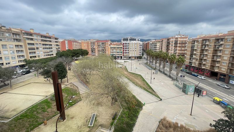 Foto b7ee6e17-5e2c-4661-8336-aa99b0fa9ab7. Pis amb xemeneia calefacció a Can Boada Terrassa