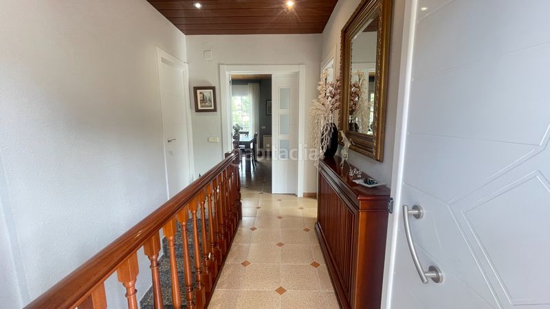 Foto 327938a7-3651-4ed5-8bd6-e62e1e9145c1. Xalet amb xemeneia calefacció aparcament piscina a Rubí