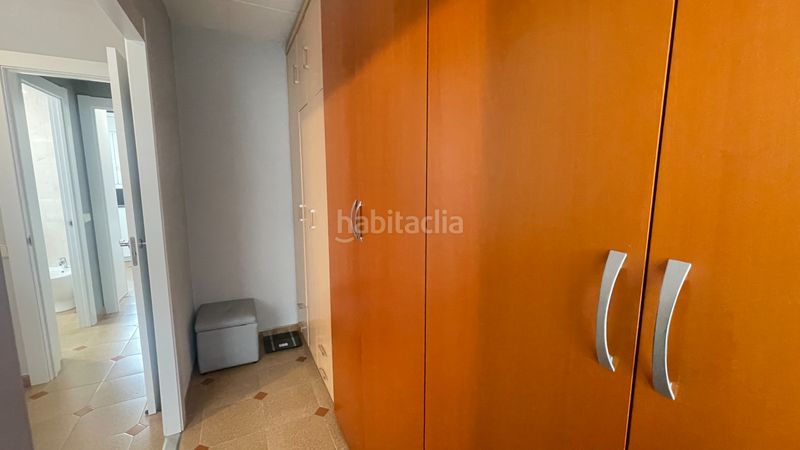 Foto 3cc686cb-151c-4fc9-b062-a9cd09ae68da. Xalet amb xemeneia calefacció aparcament piscina a Rubí