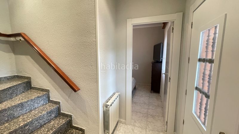 Foto 3f78d658-8b40-4c53-8a39-53f74195460f. Xalet amb xemeneia calefacció aparcament piscina a Rubí