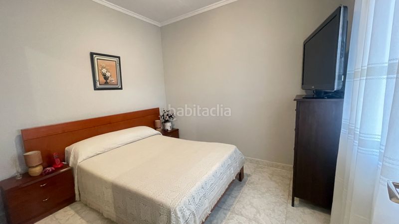 Foto 6e8db171-8455-4a0c-81d3-9d93741d4ef9. Xalet amb xemeneia calefacció aparcament piscina a Rubí