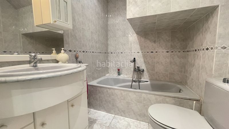 Foto 77e1aa05-1daf-407e-bc9f-3542dfeafba2. Xalet amb xemeneia calefacció aparcament piscina a Rubí