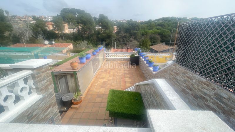 Foto aaf529a1-d64b-4ded-8780-0c90279b646a. Xalet amb xemeneia calefacció aparcament piscina a Rubí