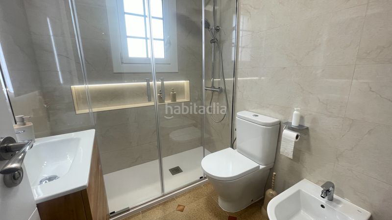 Foto e1b83134-6041-4747-9f9d-b7a598f469c9. Xalet amb xemeneia calefacció aparcament piscina a Rubí