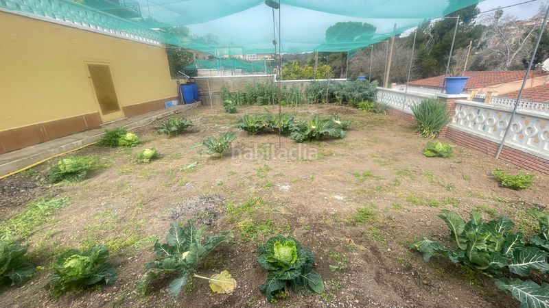 Foto e5c453b0-dd6d-4fa7-b66b-1f1216b07363. Xalet amb xemeneia calefacció aparcament piscina a Rubí