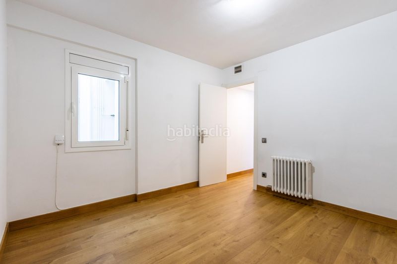 Foto 50a92b9e-7e89-4c17-85cd-cab68b86a918. Àtic amb calefacció a Barri del Centre Terrassa