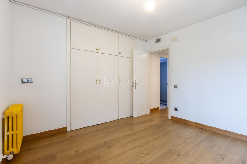 Foto 89e4b863-bd57-4126-a624-bee40be35df0. Àtic amb calefacció a Barri del Centre Terrassa