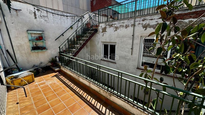 Foto 1b2d42dc-a6c3-42c3-8902-c863f837eef5. Casa adossada amb xemeneia calefacció aparcament a Terrassa