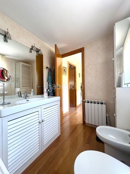 Foto c176ce9b-7413-4df1-a91f-fe50cec5d080. Casa amb xemeneia calefacció aparcament piscina a Viladecavalls