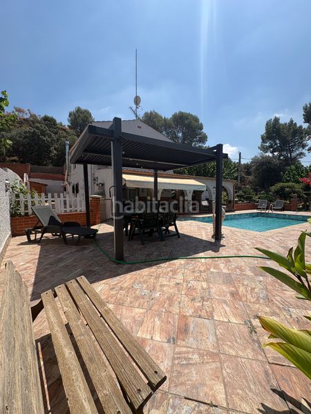 Foto f9ca6599-abb5-493b-9d49-1965be6e6f5e. Casa amb xemeneia calefacció aparcament piscina a Viladecavalls