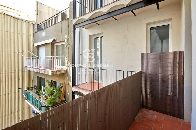 Foto e096a039-0fa3-4d68-bfbb-3e694f087200. Rent flat with heating in Baix Guinardó Barcelona