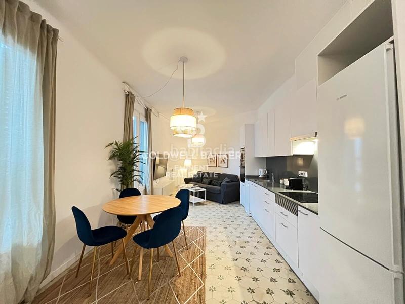 Foto 945dcd8c-301d-4623-8fa1-97eb44dfc9ea. Alquiler piso alquiler temporal - vivienda de 3 habitaciones en el corazón – calle marina en Barcelona