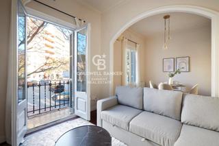Location Appartement à Plaça sagrada família 7