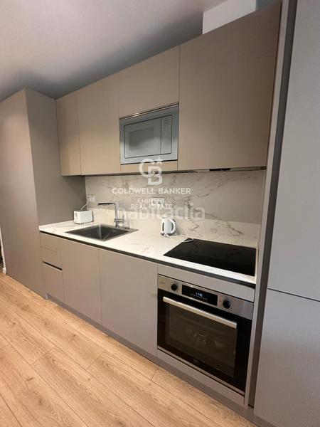 Foto cddddcbd-f65e-4cef-8cc4-abd2f8fe30cb. Location appartement dans Raval Barcelona
