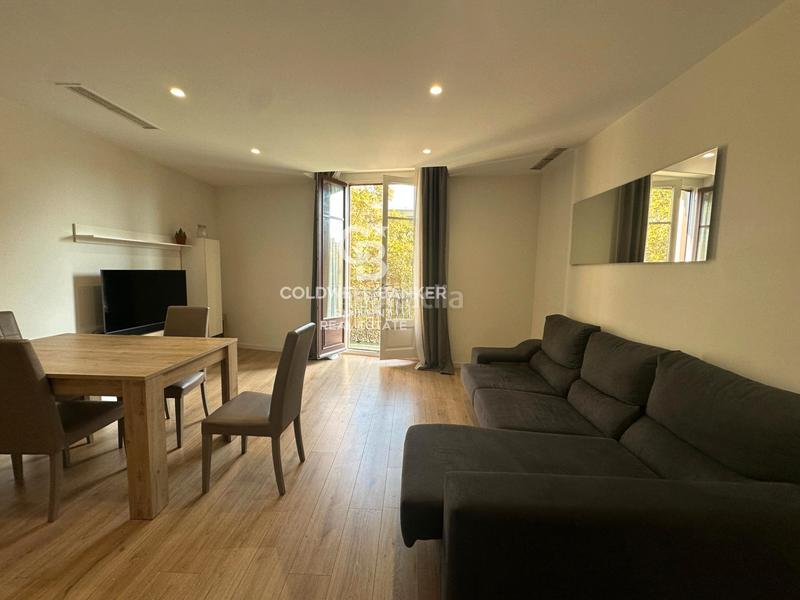 Foto 19e7ad0a-9c9d-4adc-b544-42b6d88170b8. Rent flat in Raval Barcelona