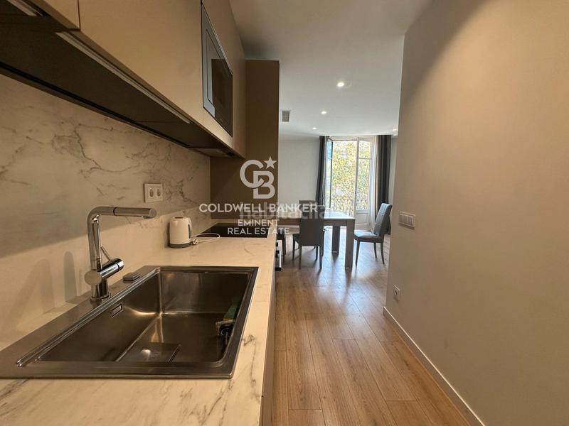 Foto 463cb54e-6af7-4703-9329-de8263ae7451. Rent flat in Raval Barcelona