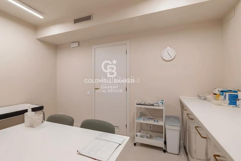 Foto 8233fab3-7617-49d7-aa50-bded05ea0f60. Local commercial avec chauffage dans Barri de les Corts Barcelona