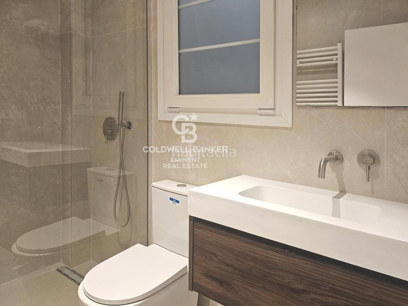 Foto 02af32f5-a920-41d0-b608-b6a31ef77098. Piso  totalmente reformado en calle parís en L´Antiga Esquerra de l´Eixample Barcelona