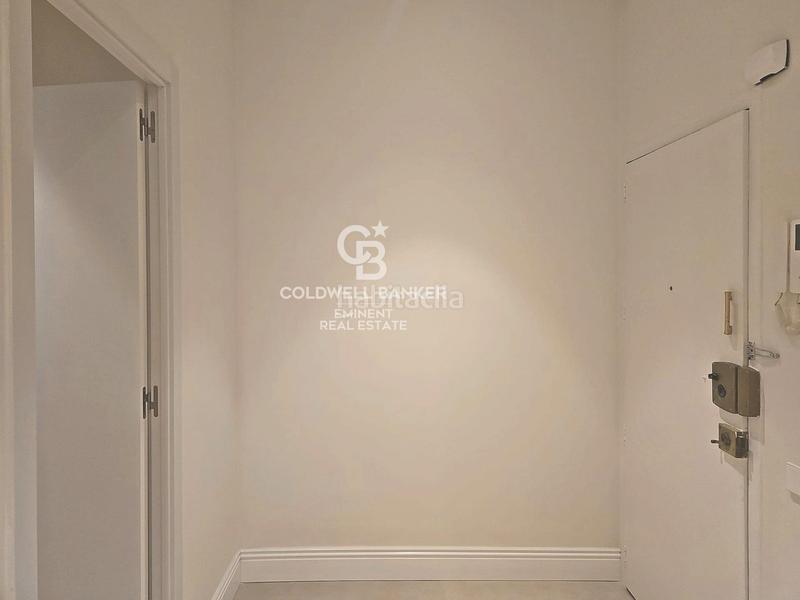 Foto 60b27b6b-e642-4fca-a1e0-80ae75a31ab3. Piso  totalmente reformado en calle parís en L´Antiga Esquerra de l´Eixample Barcelona