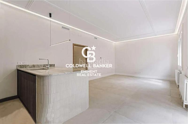 Foto 71d13a47-27e3-4821-9590-ff9e69d18b28. Piso  totalmente reformado en calle parís en L´Antiga Esquerra de l´Eixample Barcelona