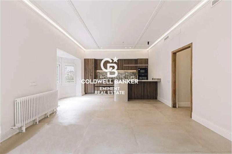 Foto fe761583-3284-4cb9-959a-18d66439afd7. Piso  totalmente reformado en calle parís en L´Antiga Esquerra de l´Eixample Barcelona