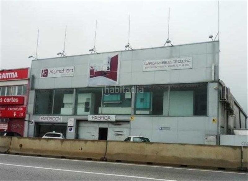 Foto fd342ec2-62a1-4f9c-a634-32e6f483d730. Locale commerciale in Pintores-Ferial Parla