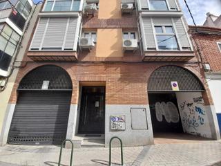 Aparcament cotxe  Calle vicenta jimenez. Plaza de parking en calle vicenta jimenez