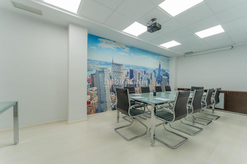 Foto ded00ab2-c803-4a4d-a2da-4e22ffb7d8d4. Location local commercial dans Centro Elche / Elx