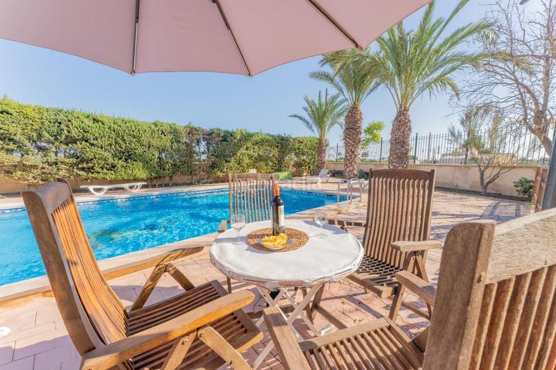 Foto 5097637c-5f11-445b-92ec-4f721c3600ca. Chalet mit pool in Nou Altabix Elche / Elx