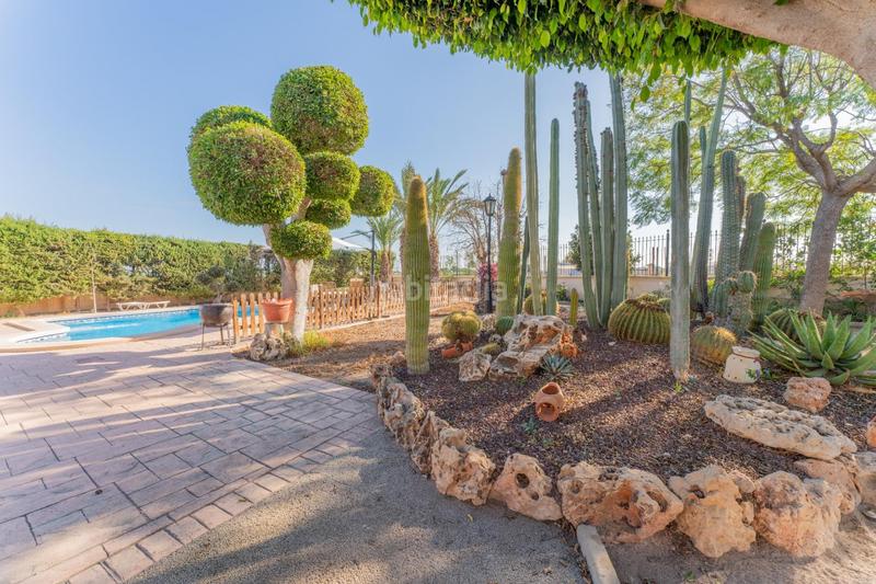 Foto 8f317b68-da3b-4864-bc21-16668cdd80b6. Chalet mit pool in Nou Altabix Elche / Elx