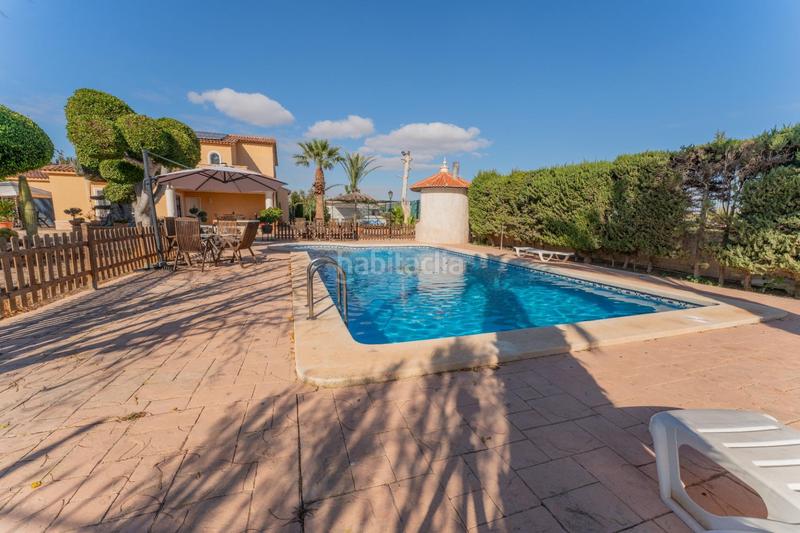 Foto 998a917b-5808-411b-ae2e-310b48a97d1b. Chalet mit pool in Nou Altabix Elche / Elx