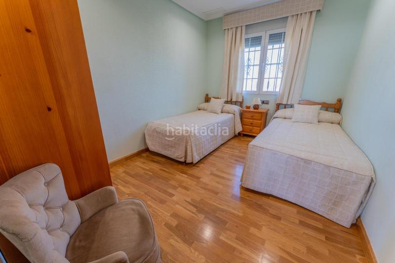 Foto a950a486-9047-4e47-a48c-91f08277540f. Chalet mit pool in Nou Altabix Elche / Elx